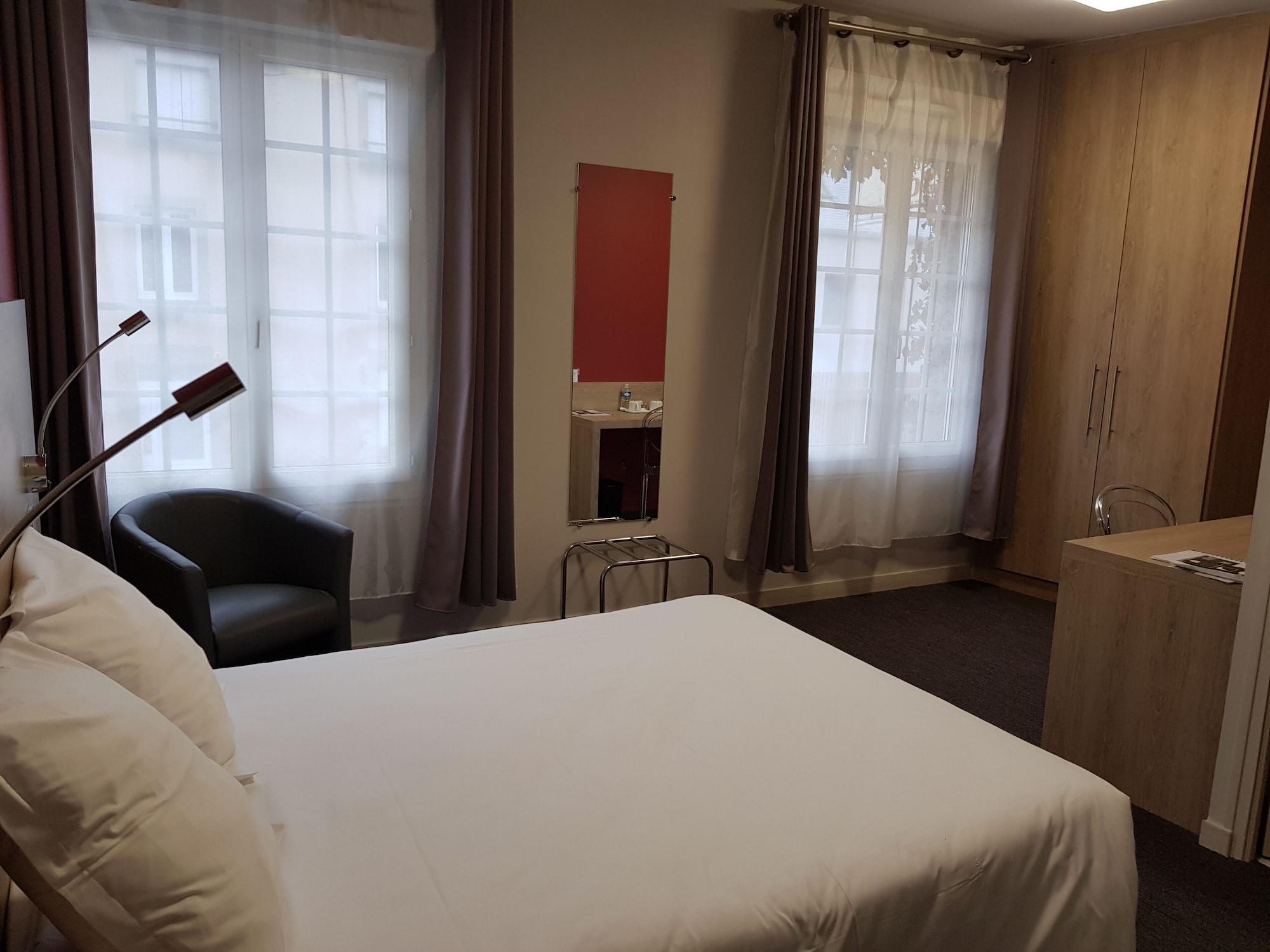 Logis Hotel A La Bonne Auberge Laval  Exteriör bild